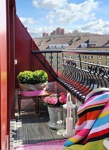 家居风水：阳台见江如财星见水　外有洗手盆漏财？